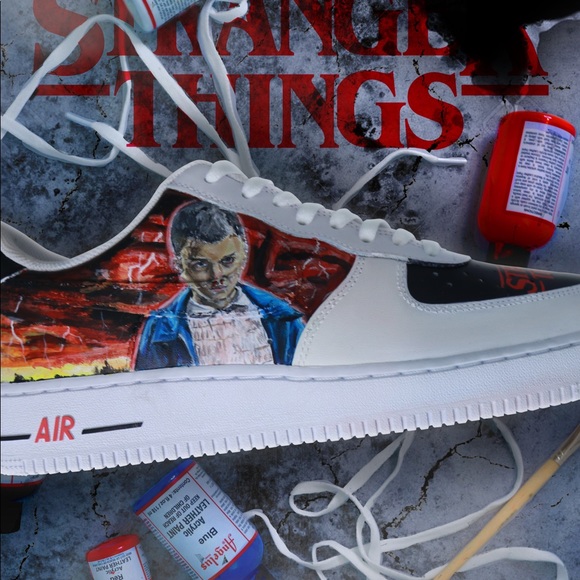 STRANGER THINGS FORCE 1 - Picture 3 of 3